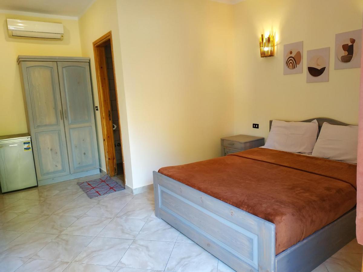 Happy Land Hotel Dahab Bagian luar foto