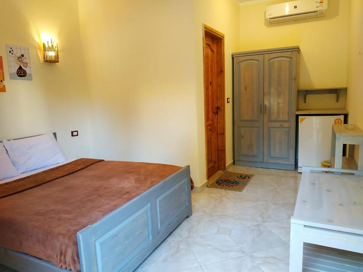 Happy Land Hotel Dahab Bagian luar foto